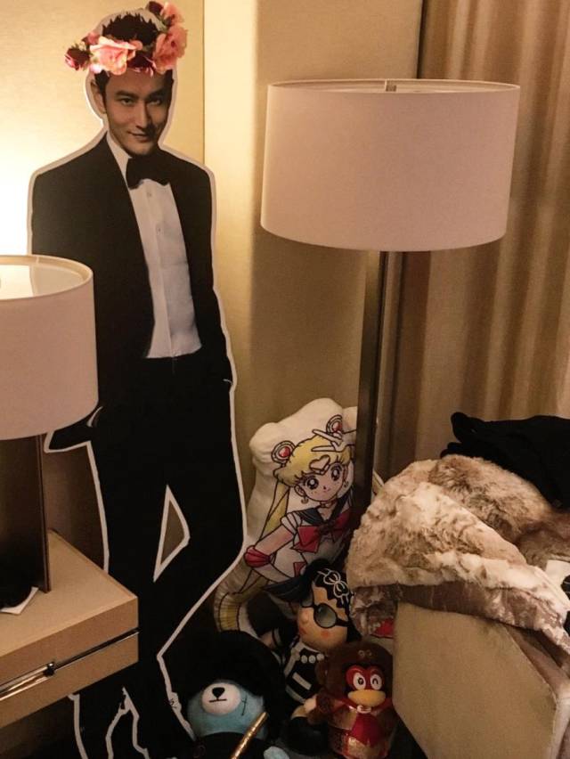 七夕虐狗｜黄晓明把AB宠上天，简直送礼界的老司机