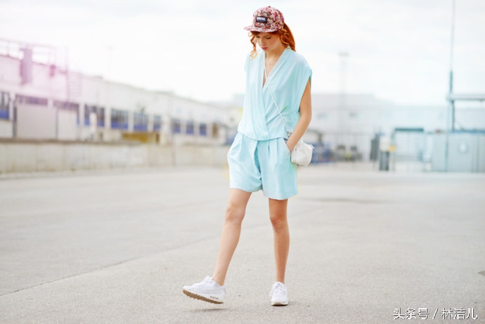 14岁开始模特事业，21岁成平民偶像，她是最会穿衣的北欧精灵