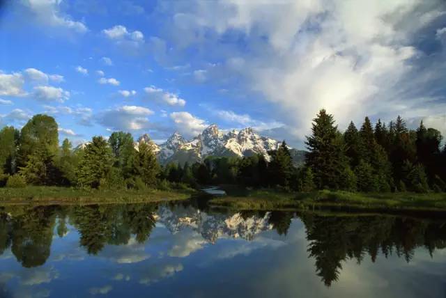 旅游网满足你对旅行的各种需求,走进旅行网