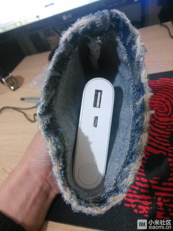 牛仔裤diy旧物改造包包,手工牛仔裤改造收纳挂袋