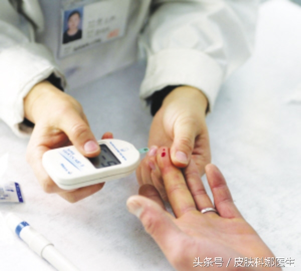 大热天中暑晕倒怎么办,大热天人中暑的症状