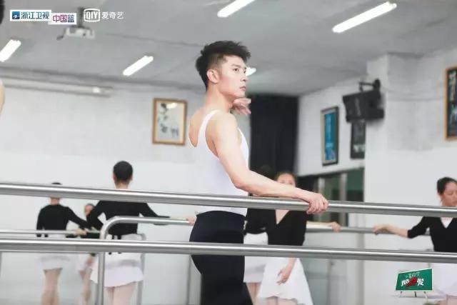 鹿晗大张伟薛之谦综艺节目是什么,鹿晗大张伟最新消息