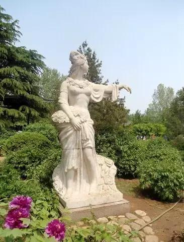 济南11月份有什么好玩的地方,济南春节好玩的地方推荐