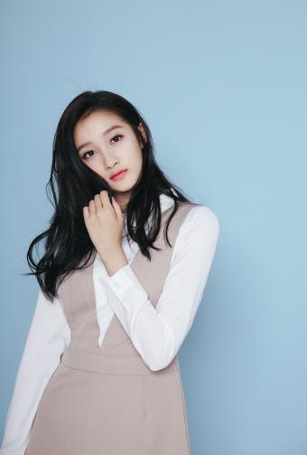 国民闺女关晓彤代言品牌,国民女儿关晓彤穿搭