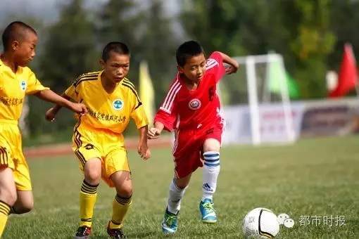 又是别人家的孩子,又是别人家的孩子纯钢琴伴奏