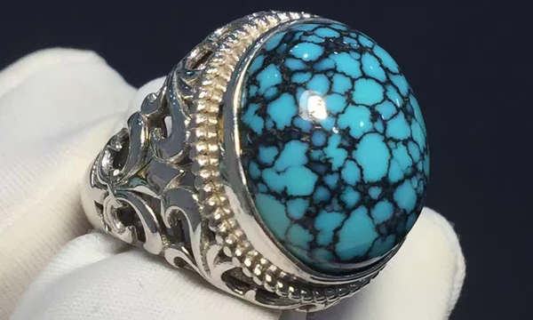 真正的乌兰花绿松石,顶级乌兰花绿松石是怎样的