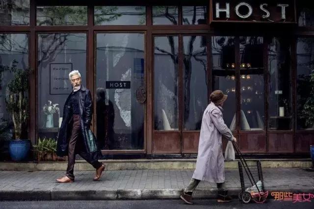 大叔控？鲜肉控？都已经out了，我们现在是爷爷控！