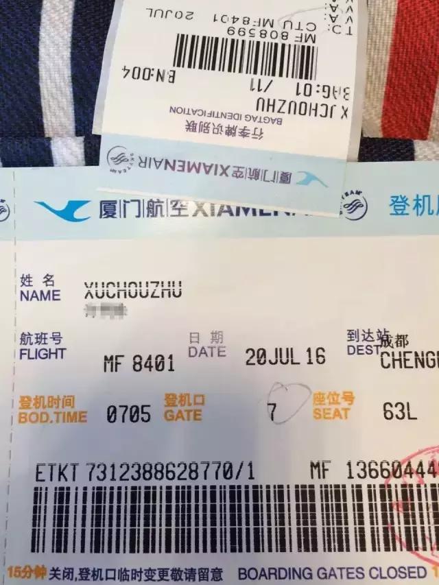 色达红色房子在哪,色达震撼的红房子