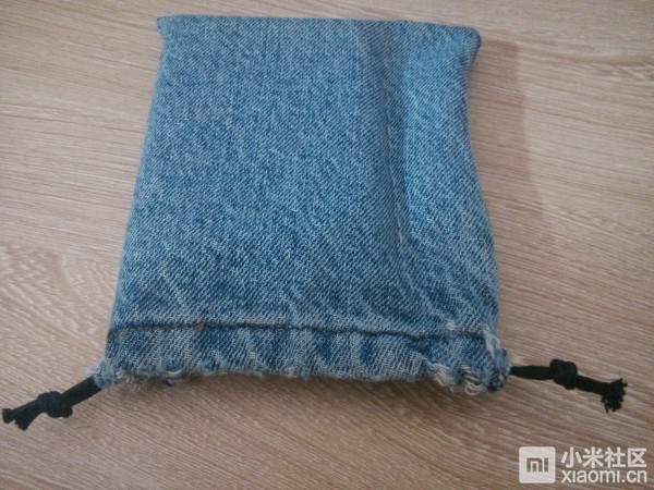 牛仔裤diy旧物改造包包,手工牛仔裤改造收纳挂袋