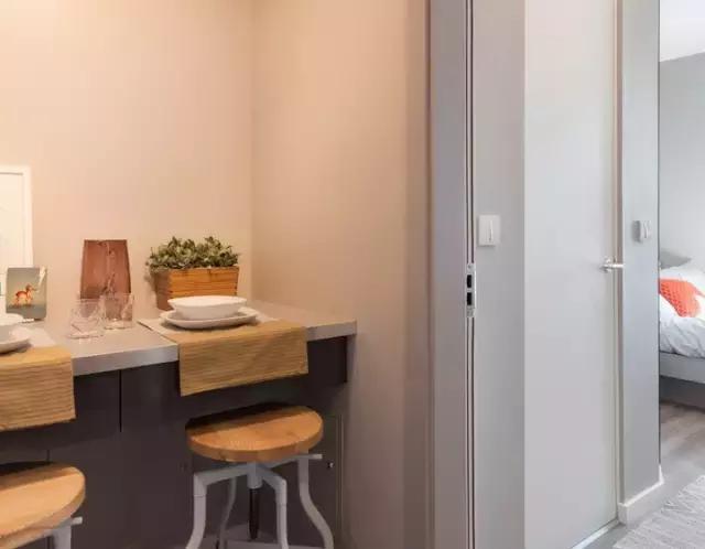 这个年青人造的公寓，让我好想立马住进去！功能太全了！