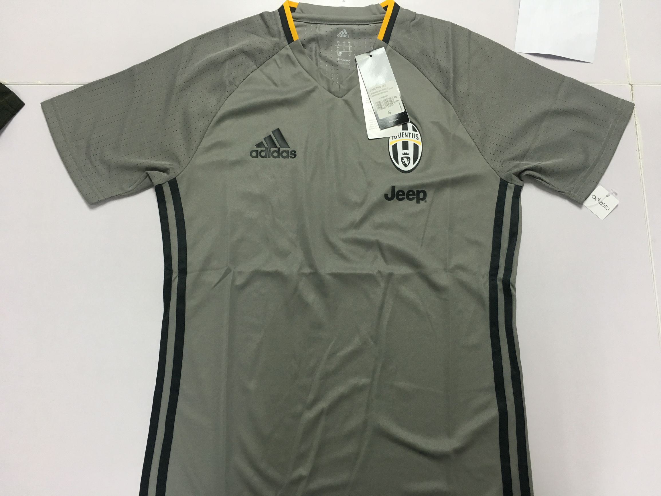 adizero路跑赛,adizero顶尖跑鞋