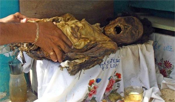 世界上非常残忍的仪式,世界上最奇葩的习俗