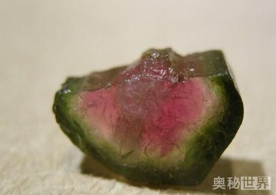 慈禧的墓中的西瓜碧玺,西瓜碧玺慈禧太后