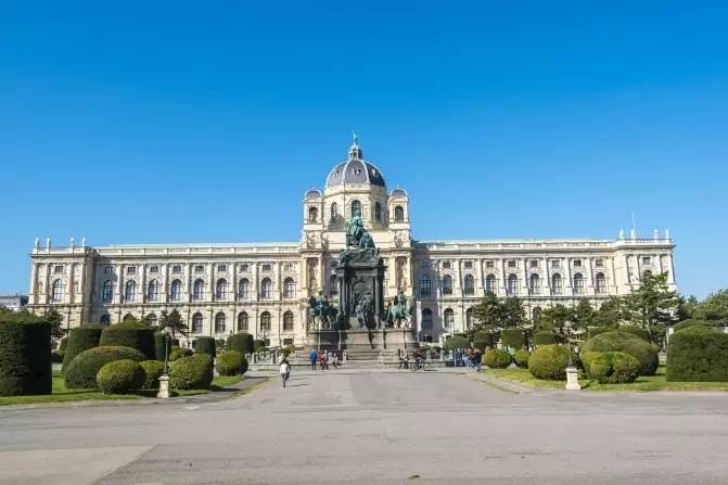 伪摄影师与真正的摄影师,伪摄影师