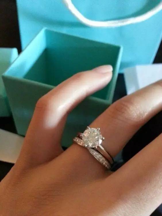 问：国外买珠宝真的划算？答：有套路才真划算