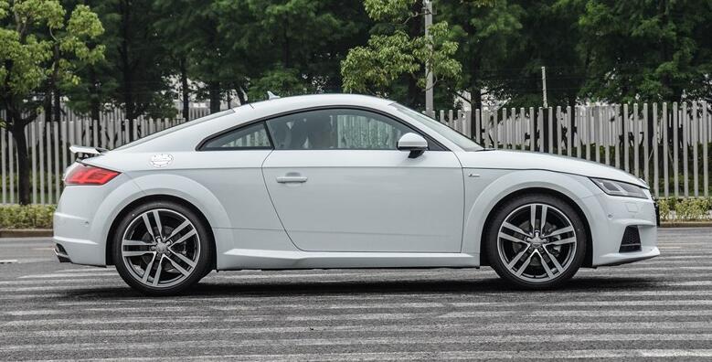 外观特别好看的车,外形漂亮的车