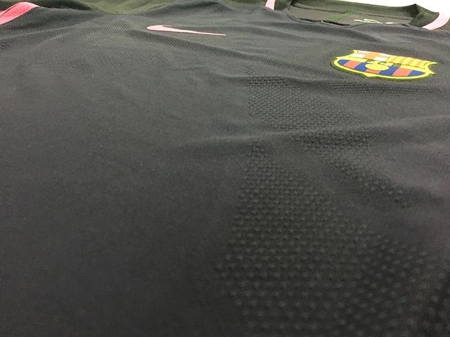 巴萨16-17赛季球衣欧冠球迷版,巴萨16-17赛季视频