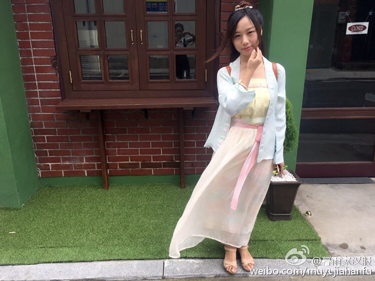 穿着汉服去外国旅游,穿着汉服去旅行