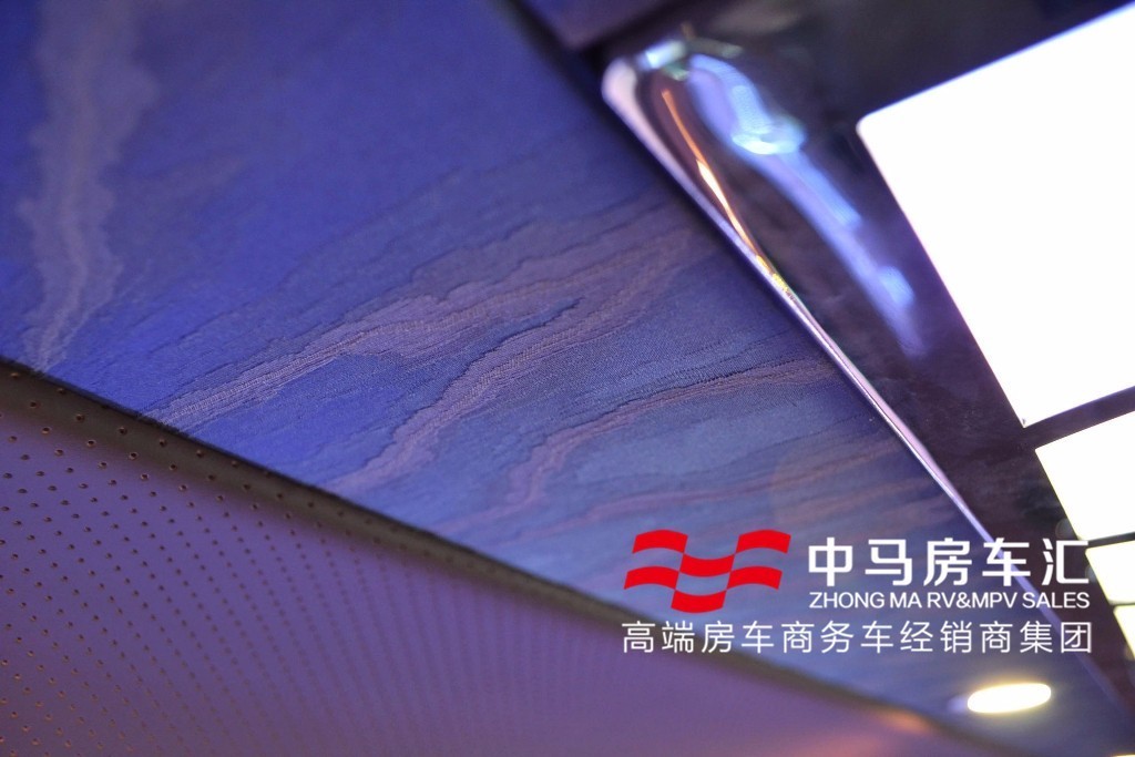 奔驰斯宾特无隔绝七座加长版,奔驰斯宾特低顶四驱七座价格