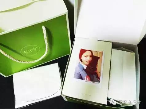 他为女朋友做了一款卫生巾