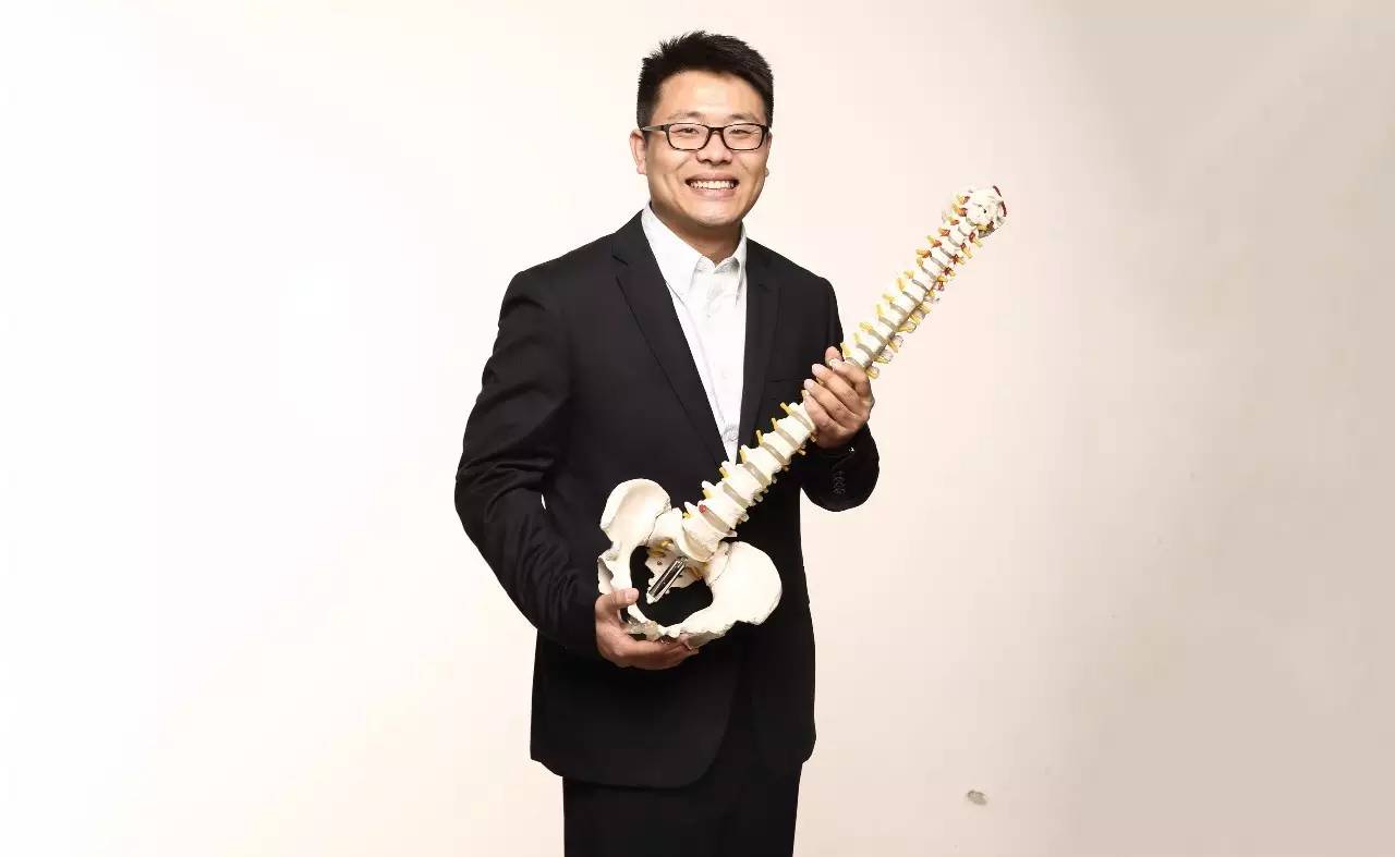 脊柱骨折后不治疗会怎样,脊柱骨折术后怎么康复走路