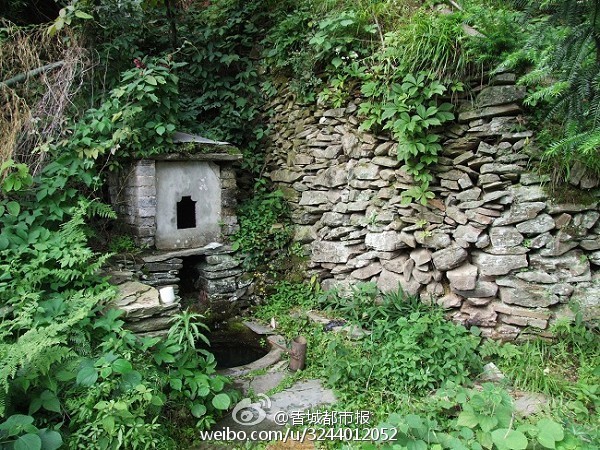 这是闹哪样?七夕,咸宁一楼盘竟给小孩送避孕套!