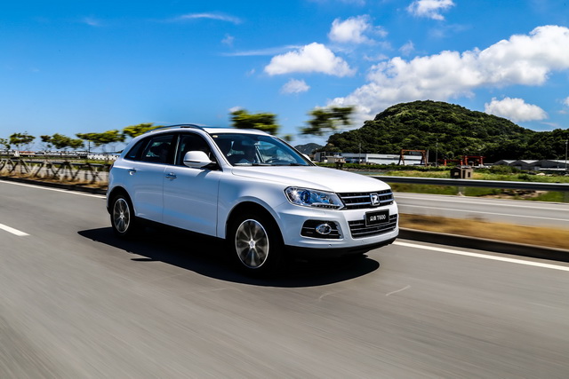 众泰t600自动挡2.0t豪华版日行灯,2016款众泰t600运动版2.0t二手车