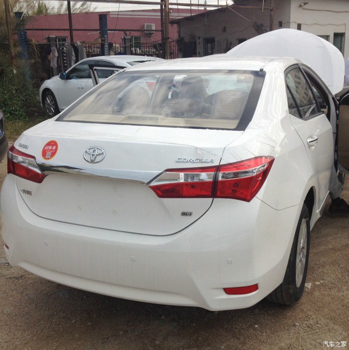 宁可天天没钱花也要买台卡罗拉,30岁自己买车买房的心酸