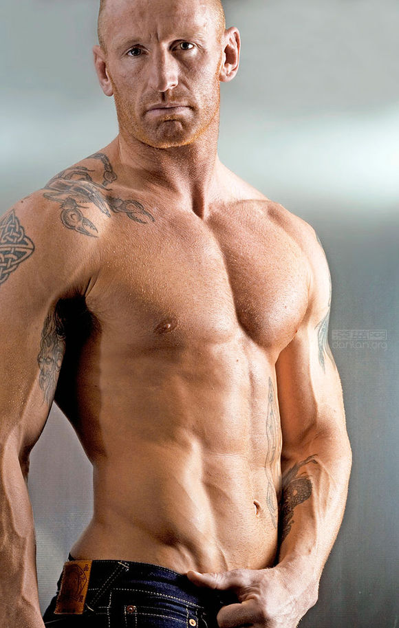 体坛有那么一些出柜男神他们伤透女人心却也是腐女们最爱