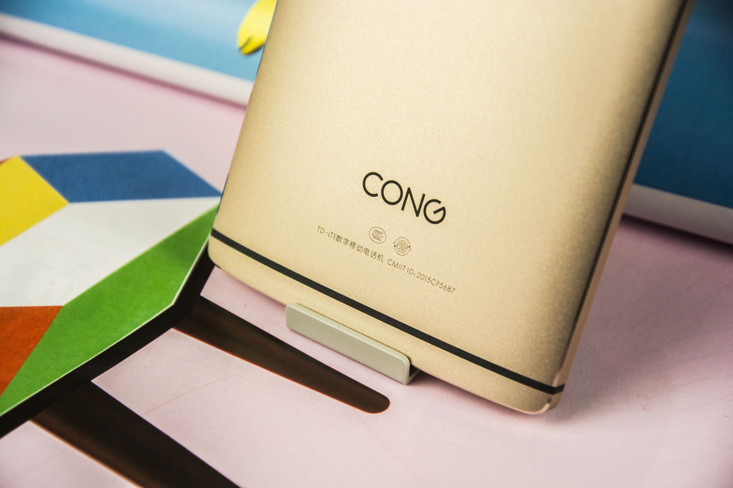 青葱metal手机拆机,未来千元手机