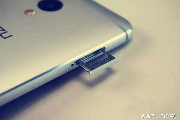 魅蓝e拆电池,魅蓝拆解