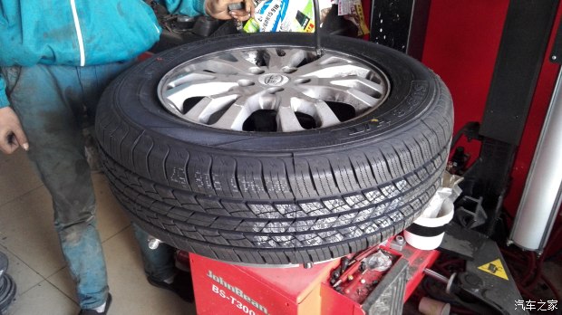 跑了13万公里的比亚迪e6值得买吗,比亚迪电车第一批车主用车情况