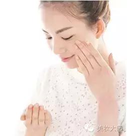 眼线卸妆的正确方法,卸妆啫喱正确使用方法