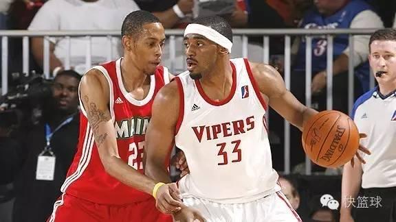 火箭22连胜火箭vs湖人,火箭22连胜姚明打了多少场