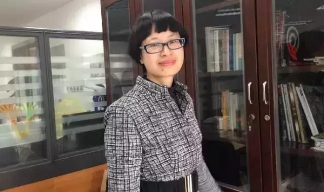 资深媒体人如何看“宅代洗”事件与“铅笔道”的不专业?