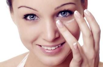 眼角有脂肪粒是如何形成的,怎么避免眼角长脂肪粒