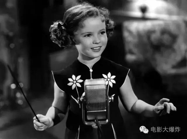 迈克尔杰克逊丧尸舞mv,迈克尔丧尸电影