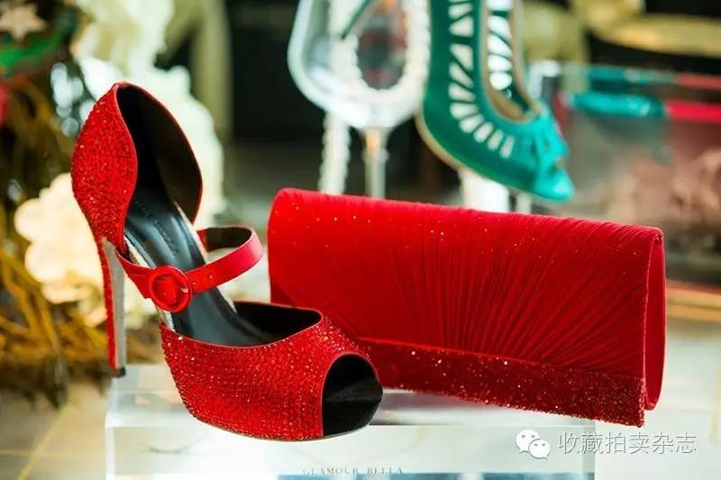 高定礼服仓库实拍,高定衣服开箱