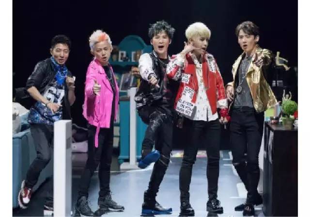 对于“单纯不做作地抢了女一剧本”“羽还真”陈若轩有话要说我其实是一个话题终结者