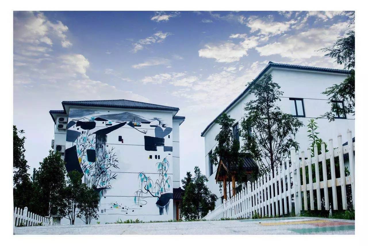 宜兴附近农庄有山有水,宜兴农家乐2000元一月的农庄