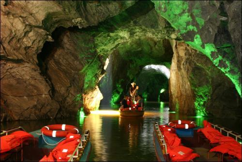 海南地下皇帝洞,海南岛皇帝洞