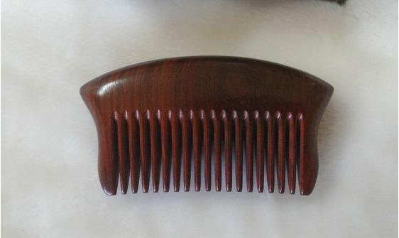 正宗的沉香木梳,檀木梳真檀木
