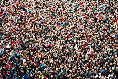 中秋小长假攻略，捧着大屏看世界，索立信T96四核通讯4G平板