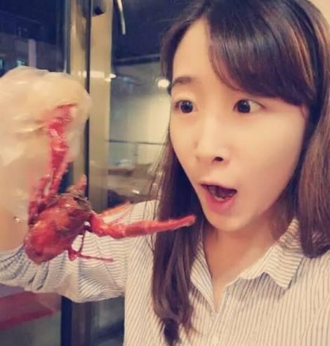 罗休休不会成为第二个papi酱,只会成为第一个罗休休