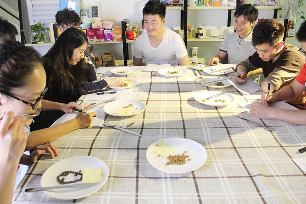 食屎啦，是一种什么样的体验|丧心病狂之狗粮试吃