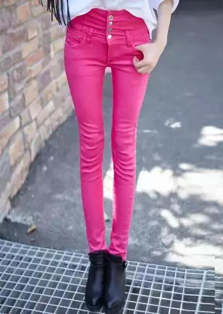 高圆圆秋冬穿搭牛仔裤,高圆圆蓝色牛仔直筒裤穿搭