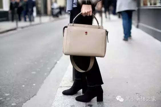 职场不输阵女生上班要背什么包?