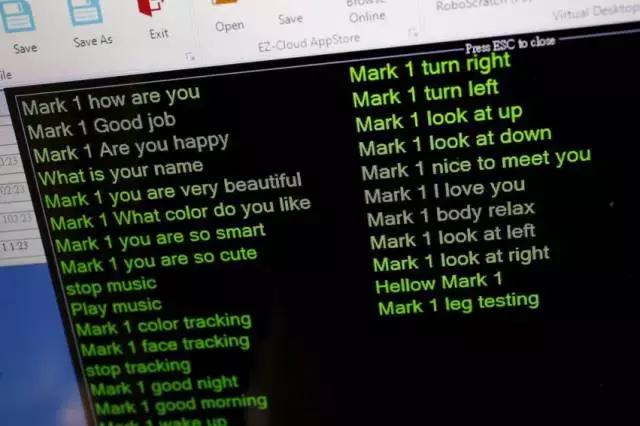 机械宅的“超级女朋友”女神和你只差一个机器人