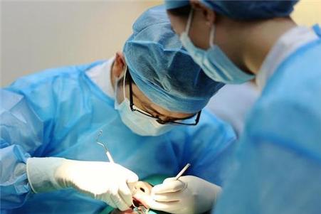 快看看你的宝宝长什么样,怎么判断宝宝舌头是否正常