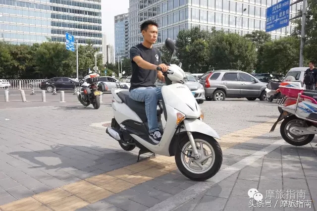 都市中自由穿梭的精灵最畅销的五款Scooter实用对比